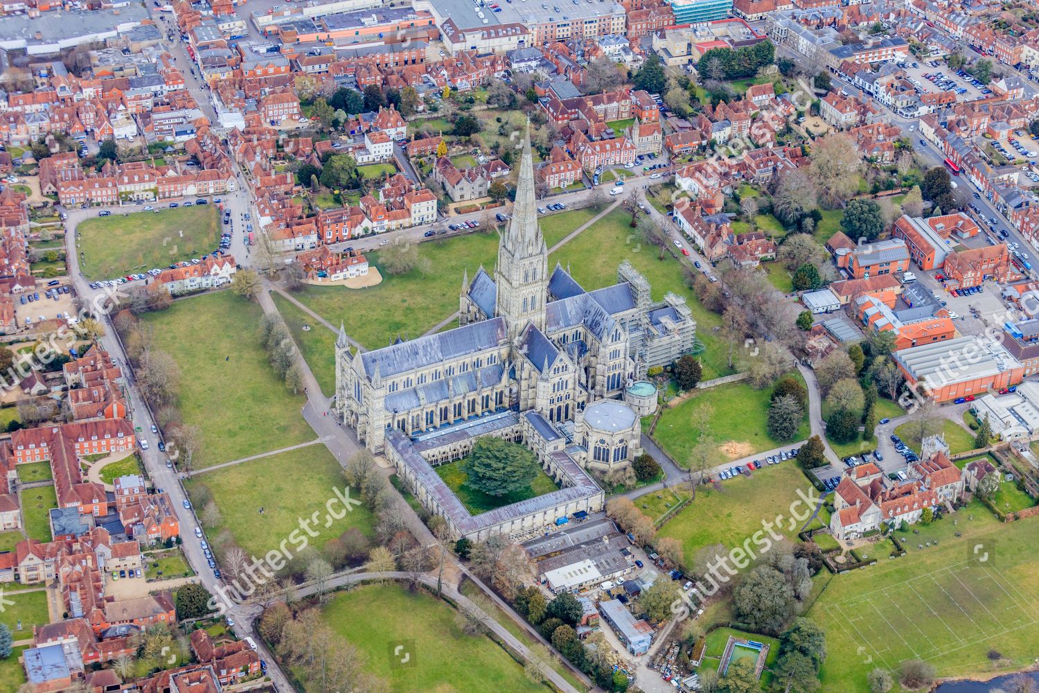 salisbury cathedral aerial view