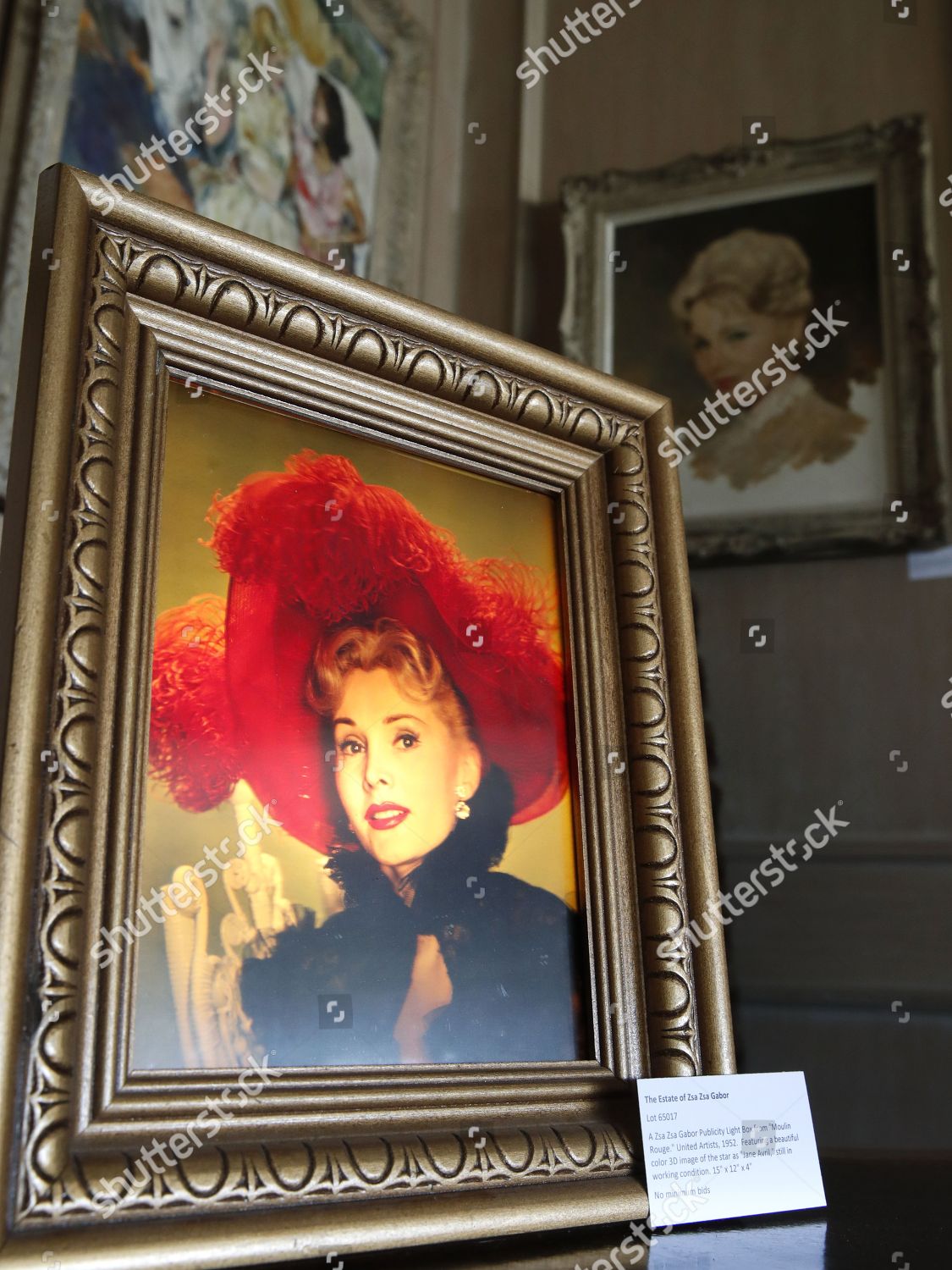 midler stå på række Tilskynde publicity 3D light box painting Moulin Rouge Editorial Stock Photo - Stock  Image | Shutterstock
