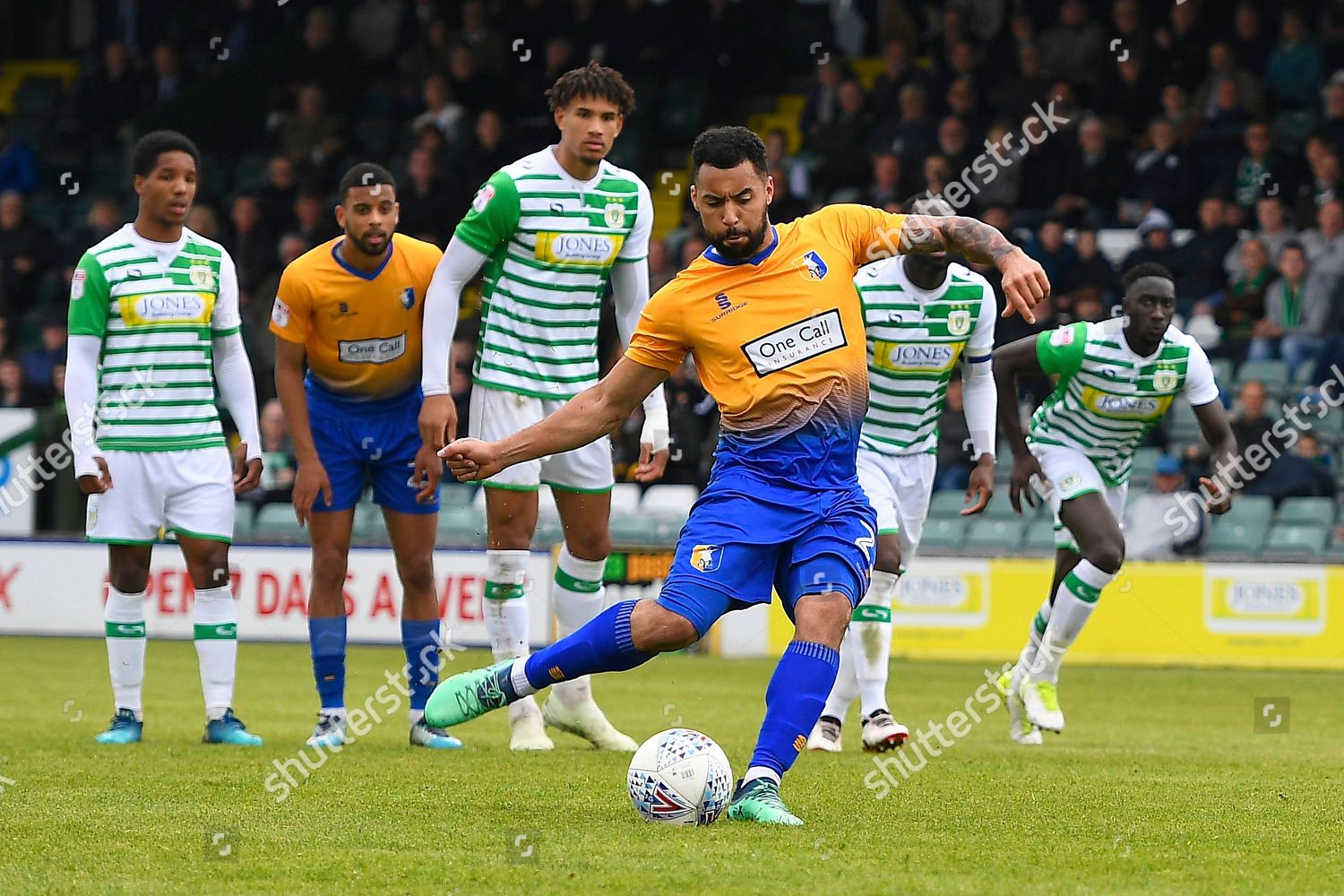 Kane Hemmings Mansfield Town Scores Penalty Editorial Stock Photo