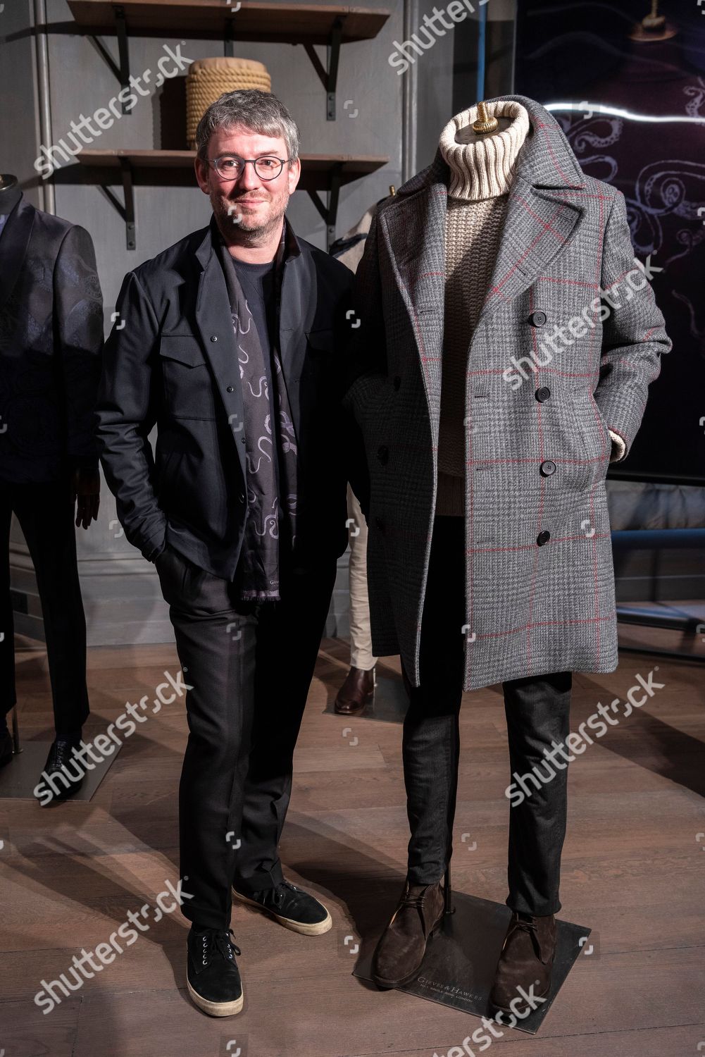 [Image: gieves-hawkes-autumn-winter-2018-press-d...57203a.jpg]