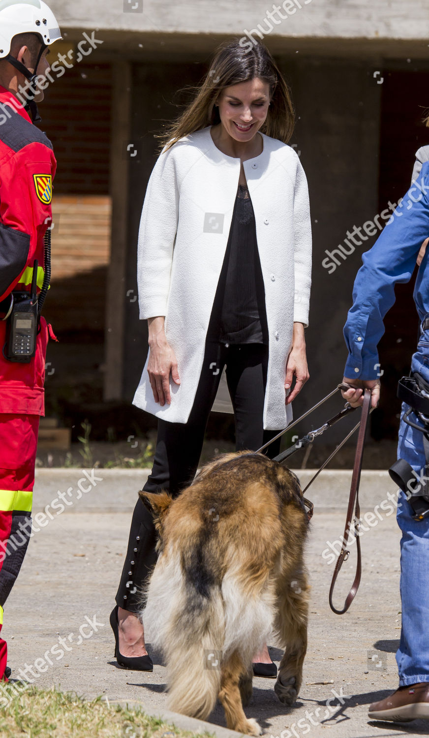 queen-letizia-attends-a-work-meeting-and-visit-to-the-facilities-of-the-ume-at-torrejon-air-force-base-madrid-spain-9682980g-1500.jpg