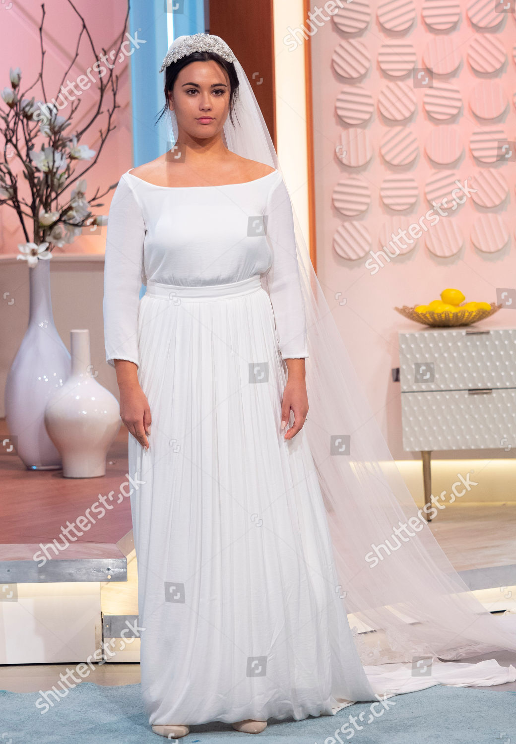 Meghan Markle Lookalike Wearing Wedding Dress Editorial Stock