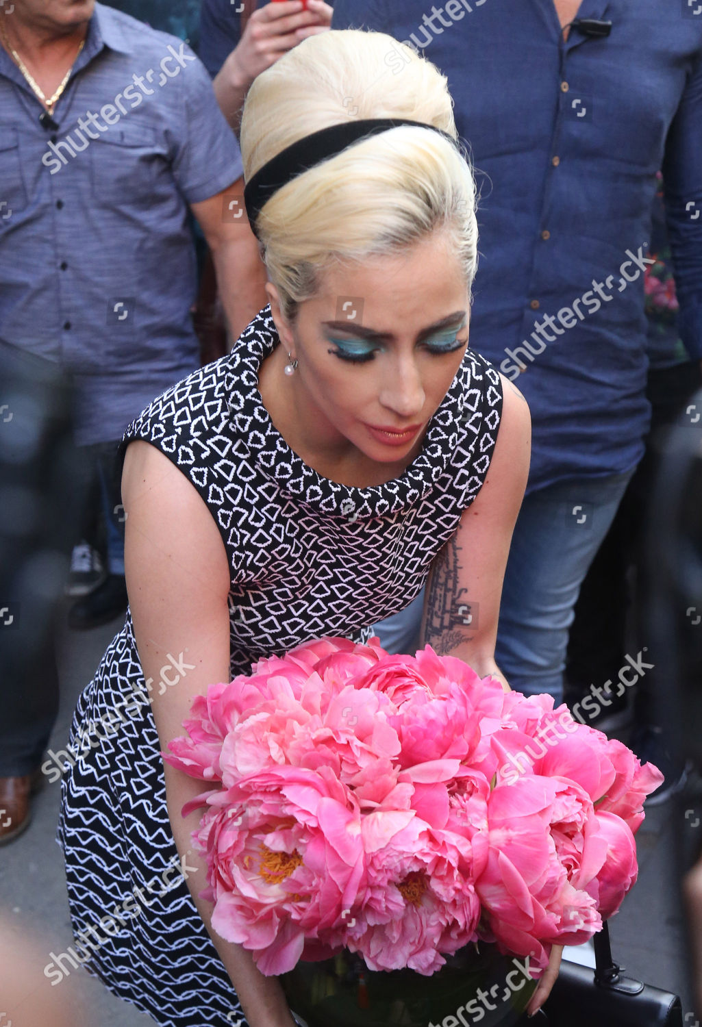 lady-gaga-out-and-about-new-york-usa-shu