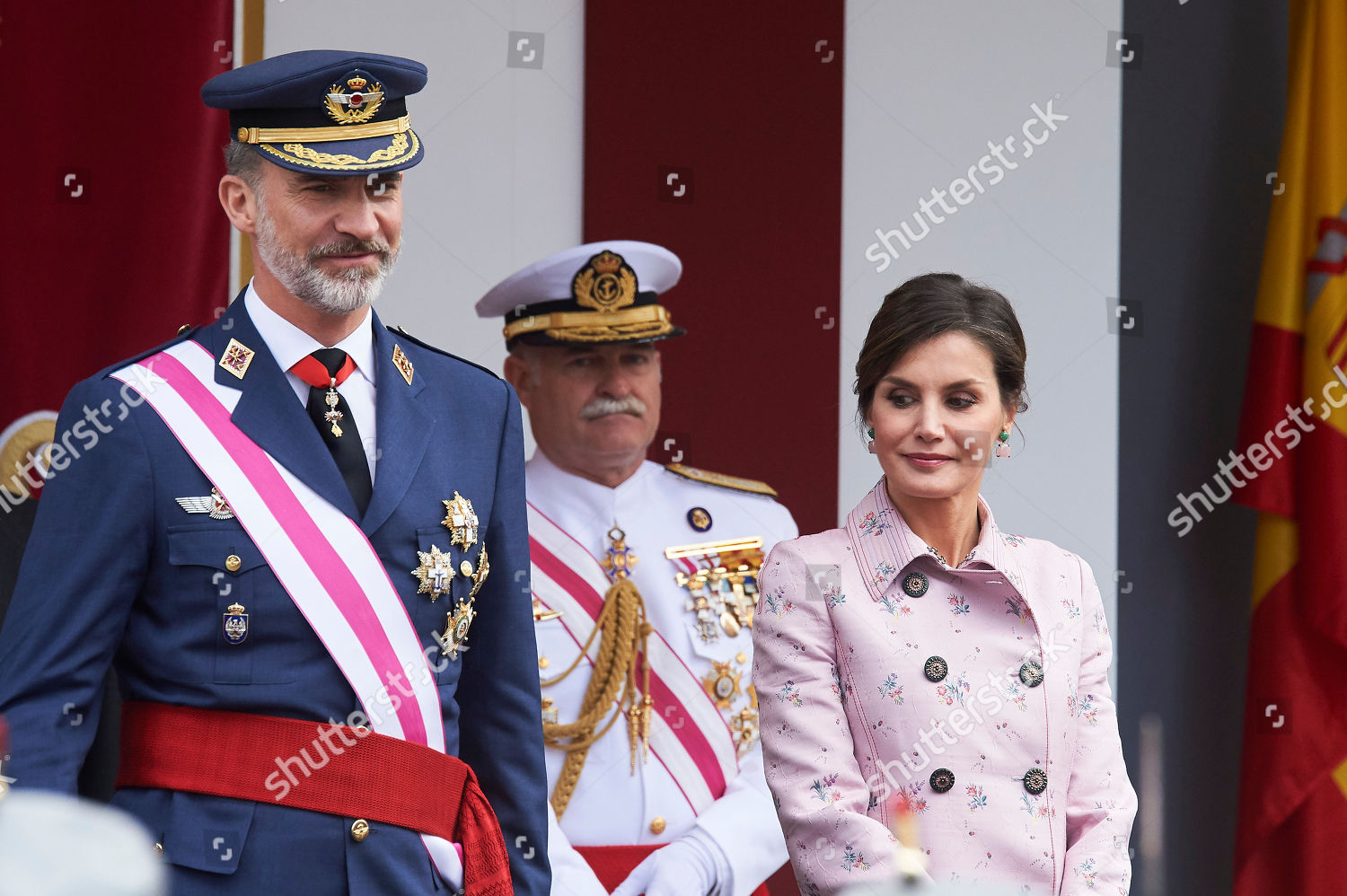 spanish-royals-attend-armed-forces-day-logrono-spain-9694136h-1500.jpg