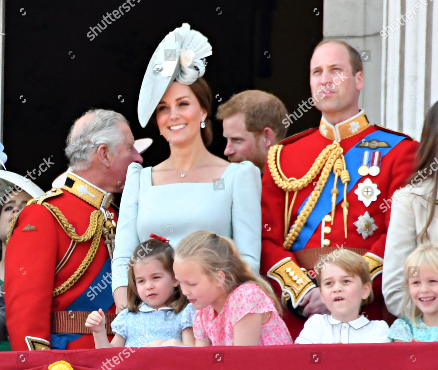 CASA REAL BRITÁNICA - Página 20 Trooping-the-colour-ceremony-london-uk-9708387al-1500