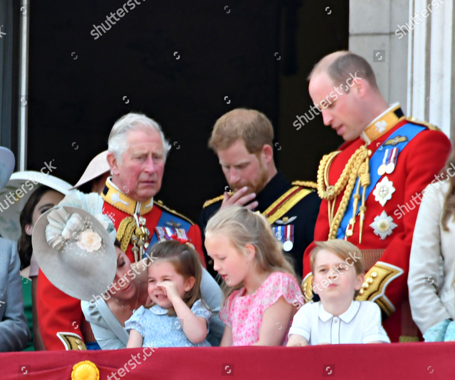 CASA REAL BRITÁNICA - Página 20 Trooping-the-colour-ceremony-london-uk-9708387au-1500