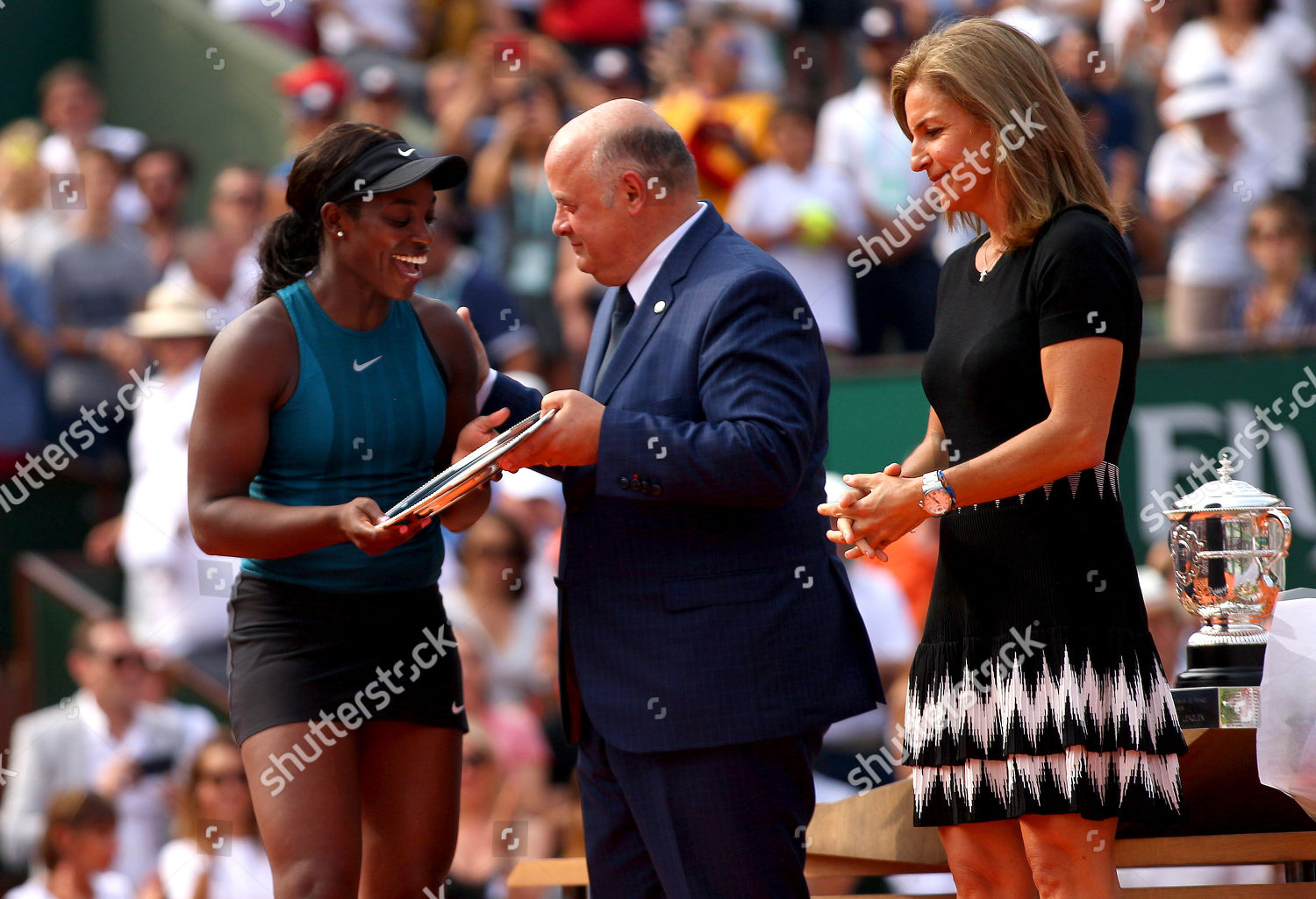 SLOANE STEPHENS CONGRATULATED BY FFT PRESIDENT Editorial Stock Photo ...