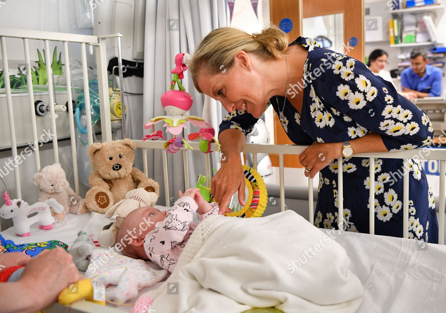 CASA REAL BRITÁNICA - Página 24 Sophie-countess-of-wessex-visit-to-leeds-childrens-hospital-uk-9709740an-1500