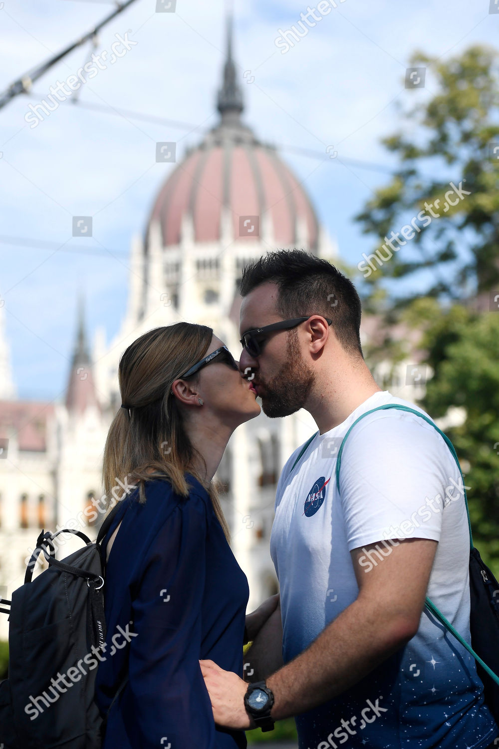 Dating international in Budapest