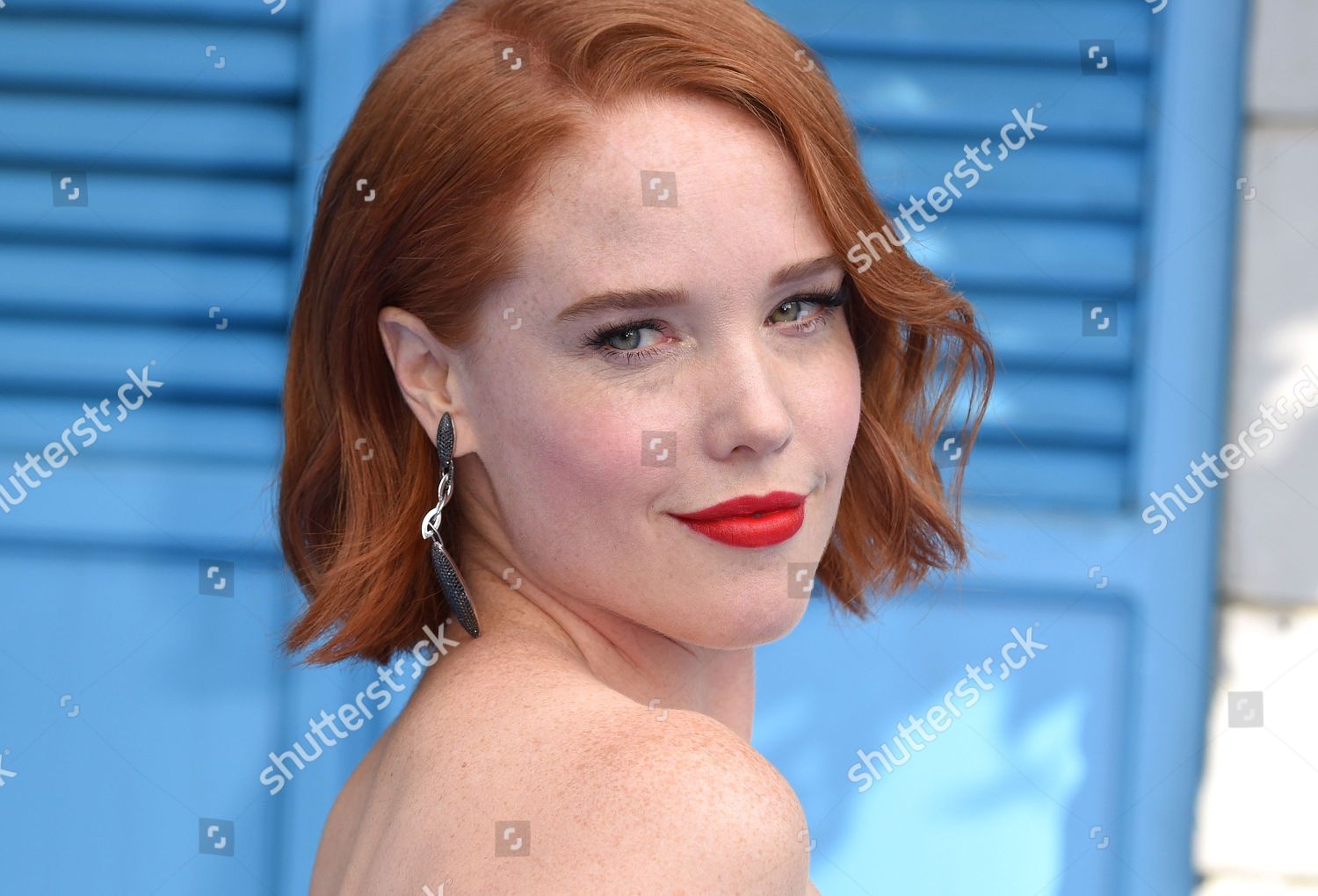 Watch Jessica Keenan Wynn video Watch Jessica Keenan Wynn video