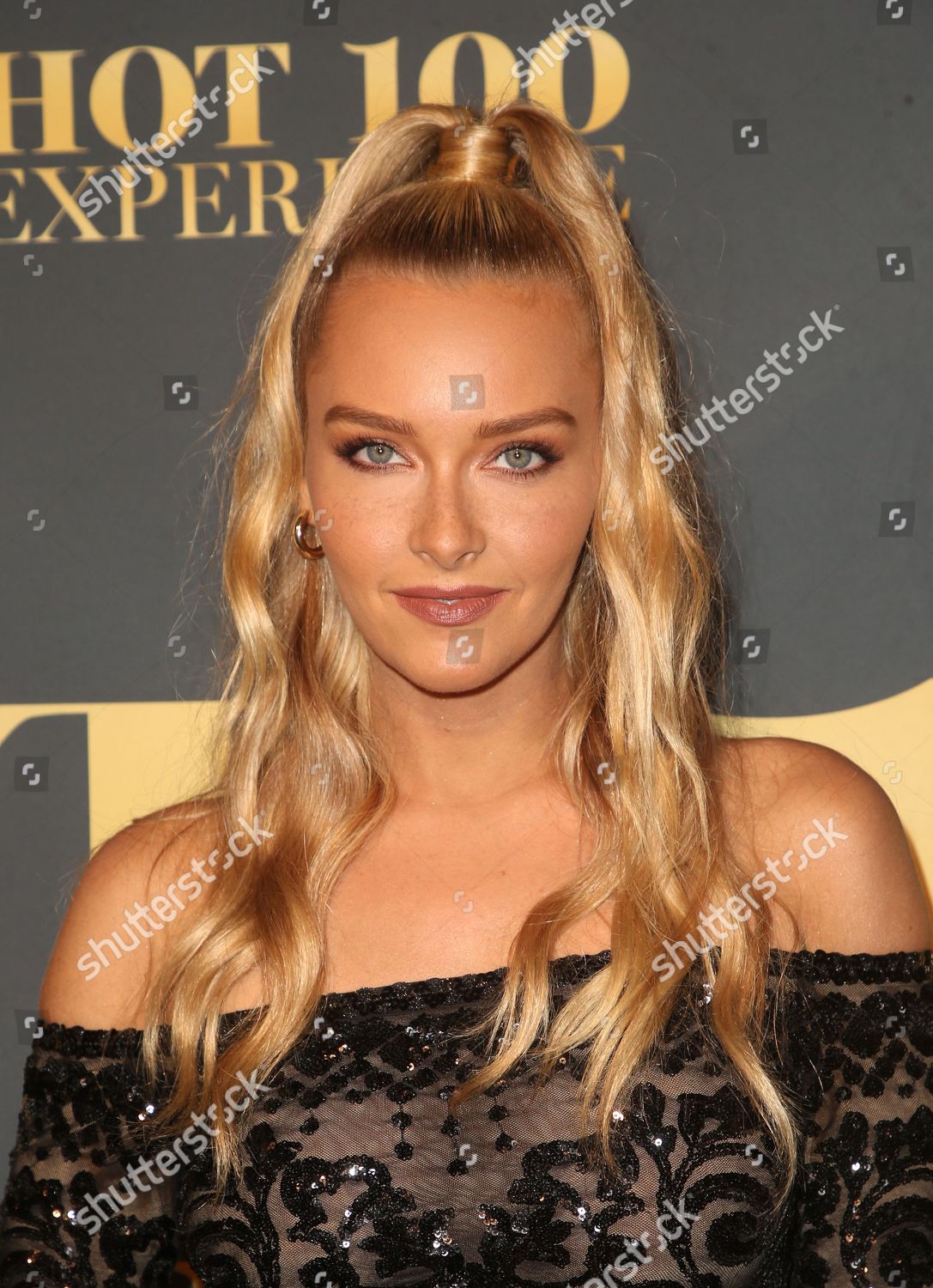 Camille Kostek Hair Color Photos