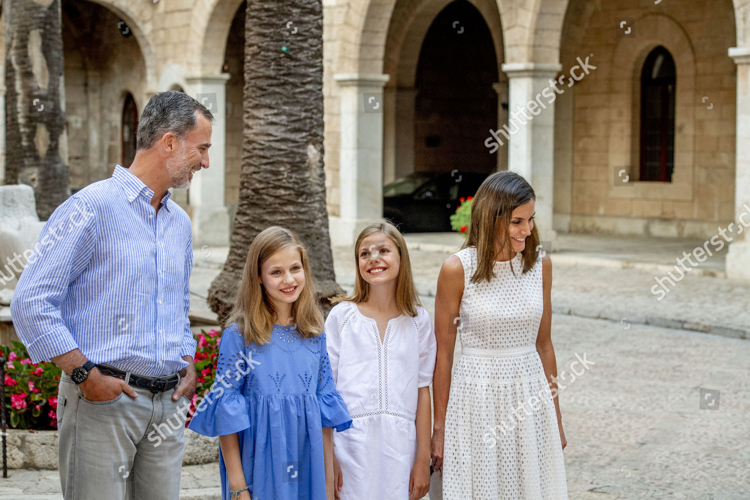 spanish-royal-family-at-the-summer-session-at-almudaina-palace-palma-spain-shutterstock-editorial-9773870du.jpg