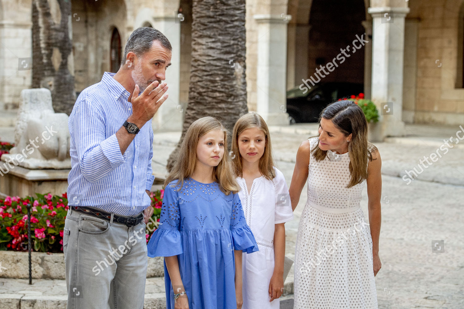spanish-royal-family-at-the-summer-session-at-almudaina-palace-palma-spain-shutterstock-editorial-9773870dy.jpg