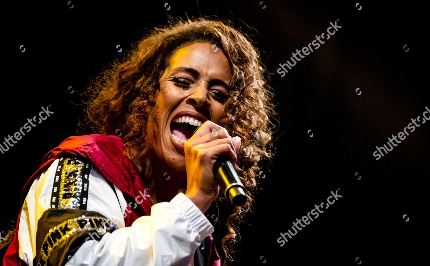 Dutch Singer Glennis Grace Performs On Stage Redaktionelles Stockfoto Stockbild Shutterstock