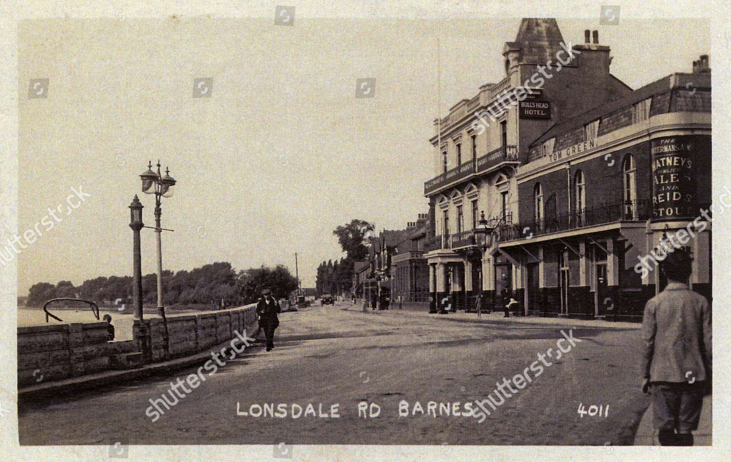 Lonsdale Road Barnes Southwest London River Thames Editorial Stock