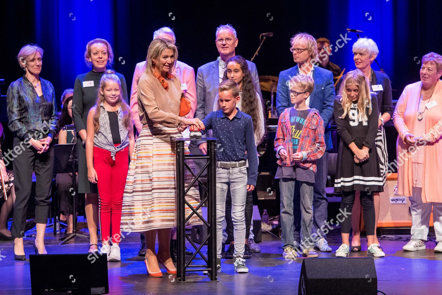 signing-of-the-cooperation-agreement-for-music-education-drachten-the-netherlands-shutterstock-editorial-9887703g.jpg