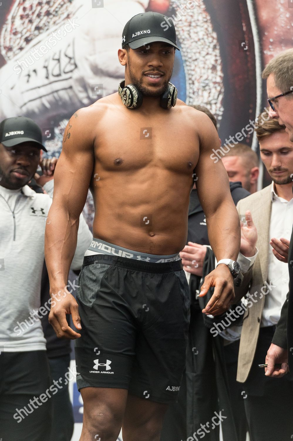 British Heavyweight Professional Boxer Anthony Joshua Foto de stock contenido editorial: imagen de | Shutterstock Editorial