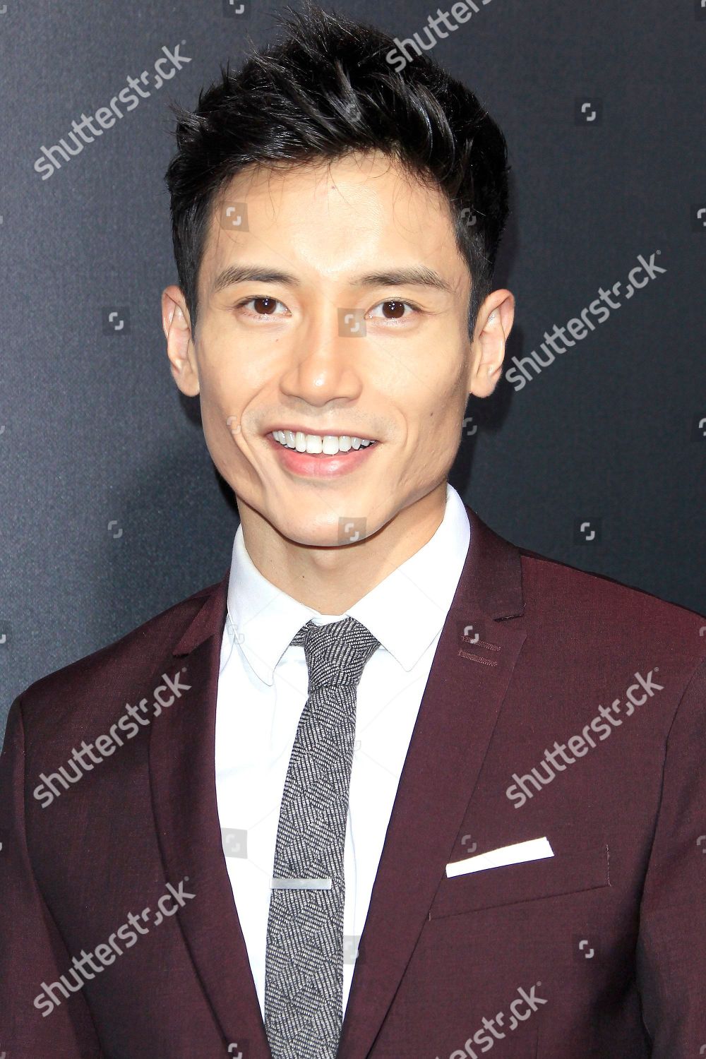 Us Actorcast Member Manny Jacinto Arriving Editorial Stock Photo ...