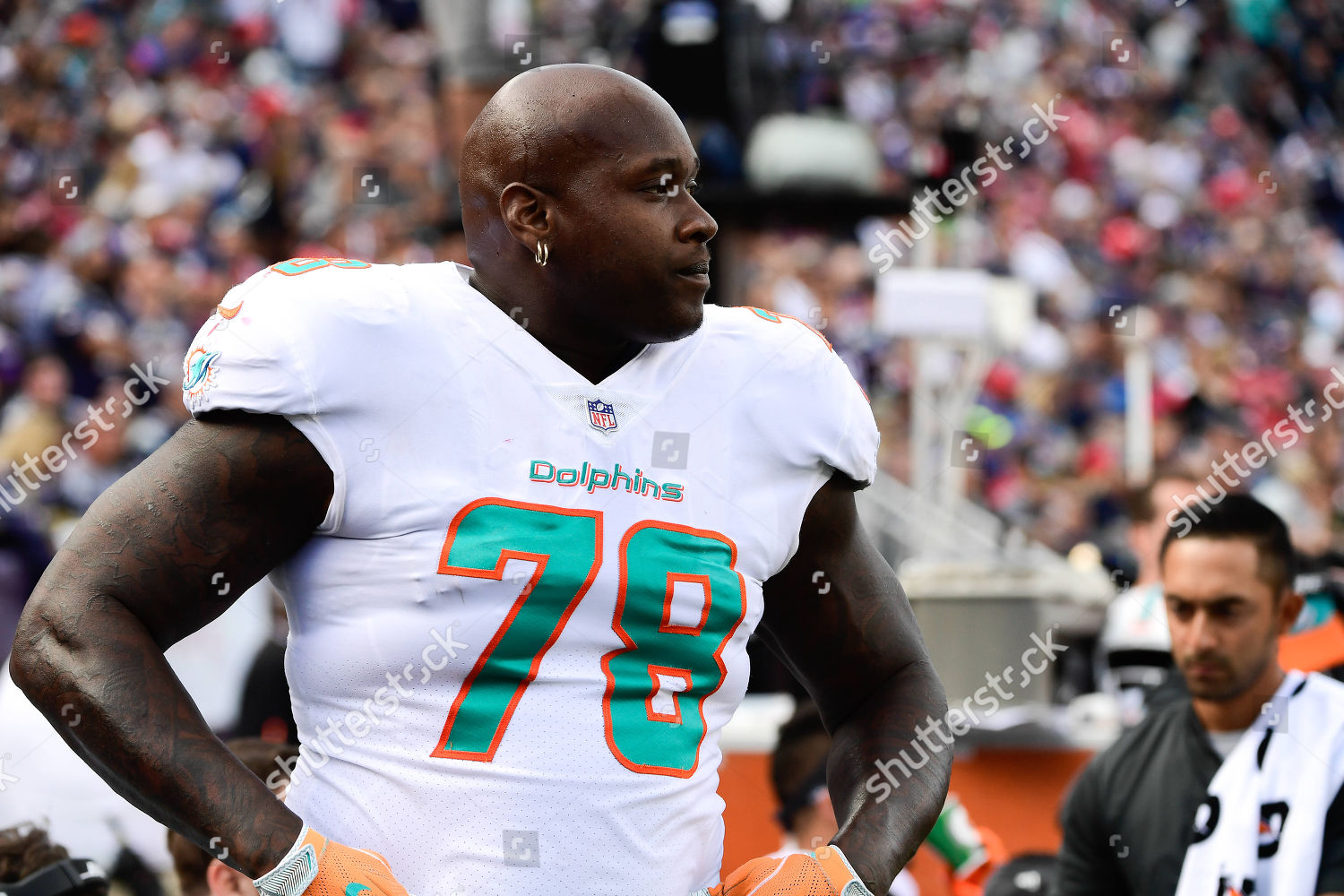 miami dolphins tunsil jersey