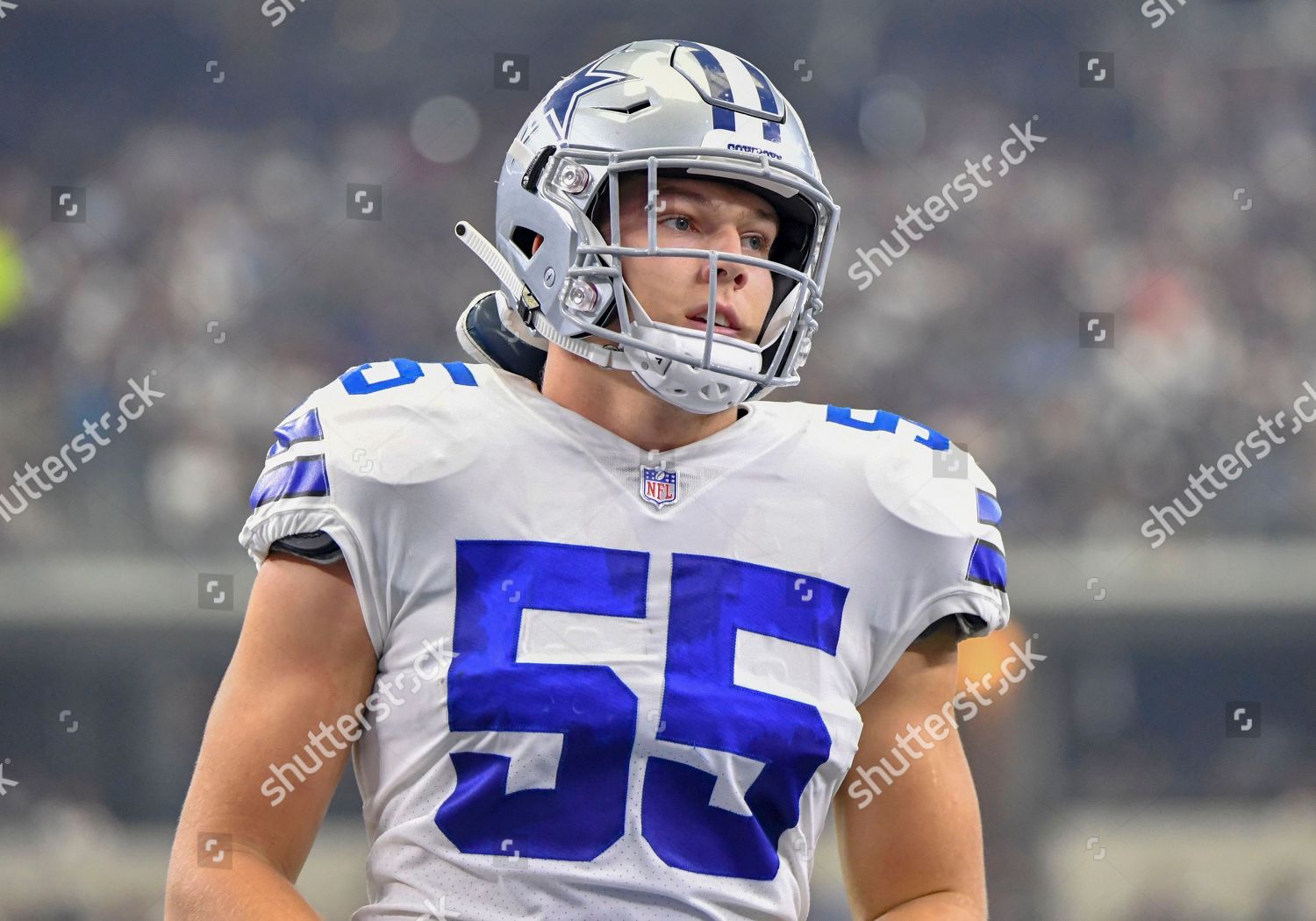 Dallas Cowboys linebacker Leighton Vander Esch (55) plays defense during an  NFL game against the Green Bay Packers Sunday, Nov. 13, 2022, in Green Bay,  Wis. (AP Photo/Jeffrey Phelps Stock Photo - Alamy