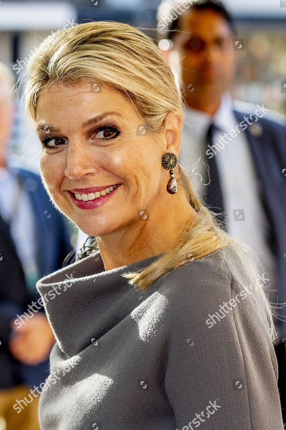 queen-maxima-arrives-at-the-annual-congress-of-mkb-netherlands-the-hague-the-netherlands-shutterstock-editorial-9919554n.jpg