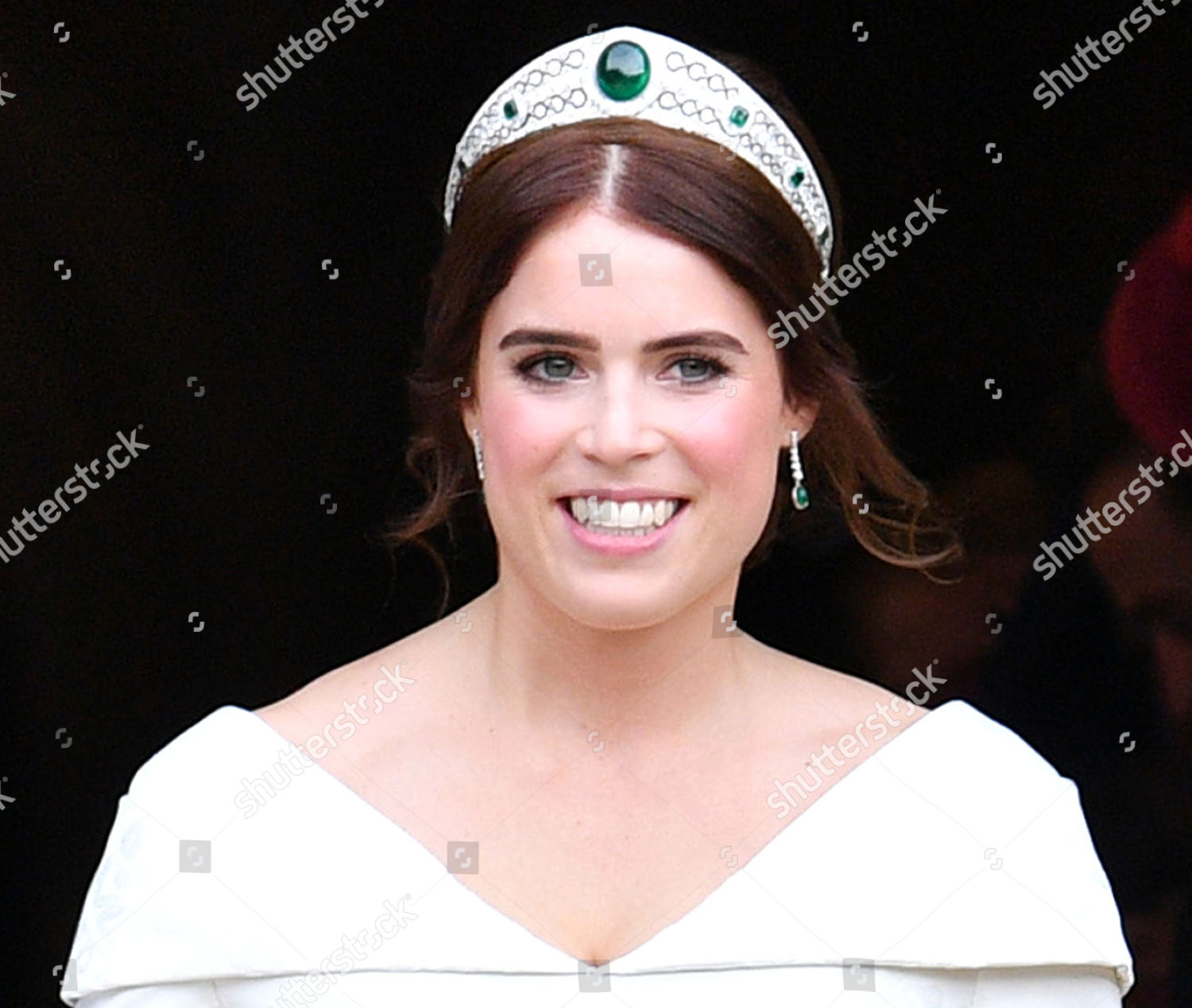 the-wedding-of-princess-eugenie-and-jack-brooksbank-carriage-procession-windsor-berkshire-uk-shutterstock-editorial-9927759ax.jpg