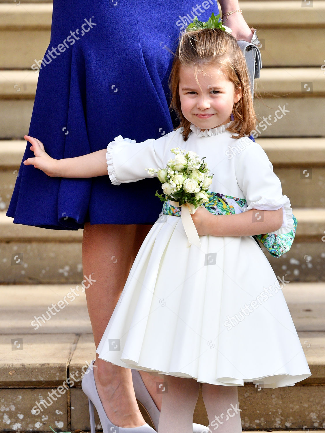 the-wedding-of-princess-eugenie-and-jack-brooksbank-carriage-procession-windsor-berkshire-uk-shutterstock-editorial-9927759bc.jpg