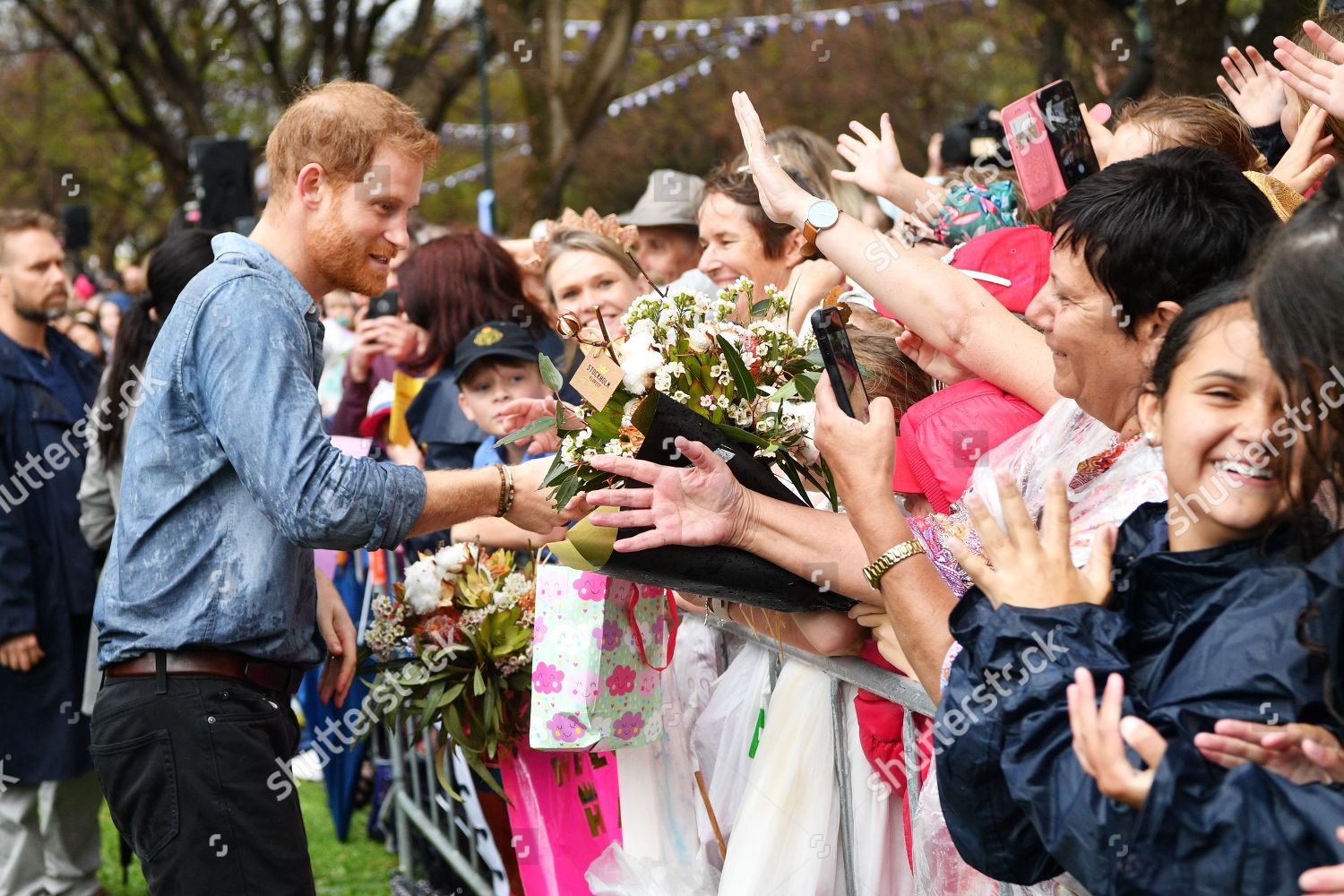 prince-harry-and-meghan-duchess-of-sussex-tour-of-australia-shutterstock-editorial-9934625n.jpg