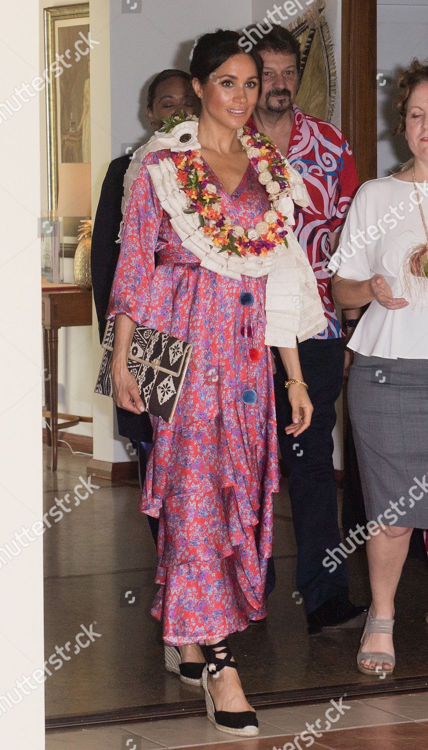 prince-harry-and-meghan-duchess-of-sussex-tour-of-fiji-shutterstock-editorial-9942743bb.jpg