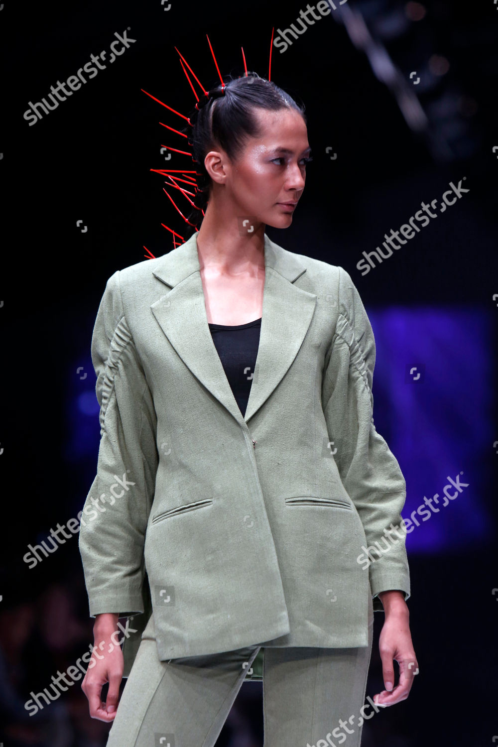Model Presents Creation By Indonesian Hair Stylist Editorial Stock