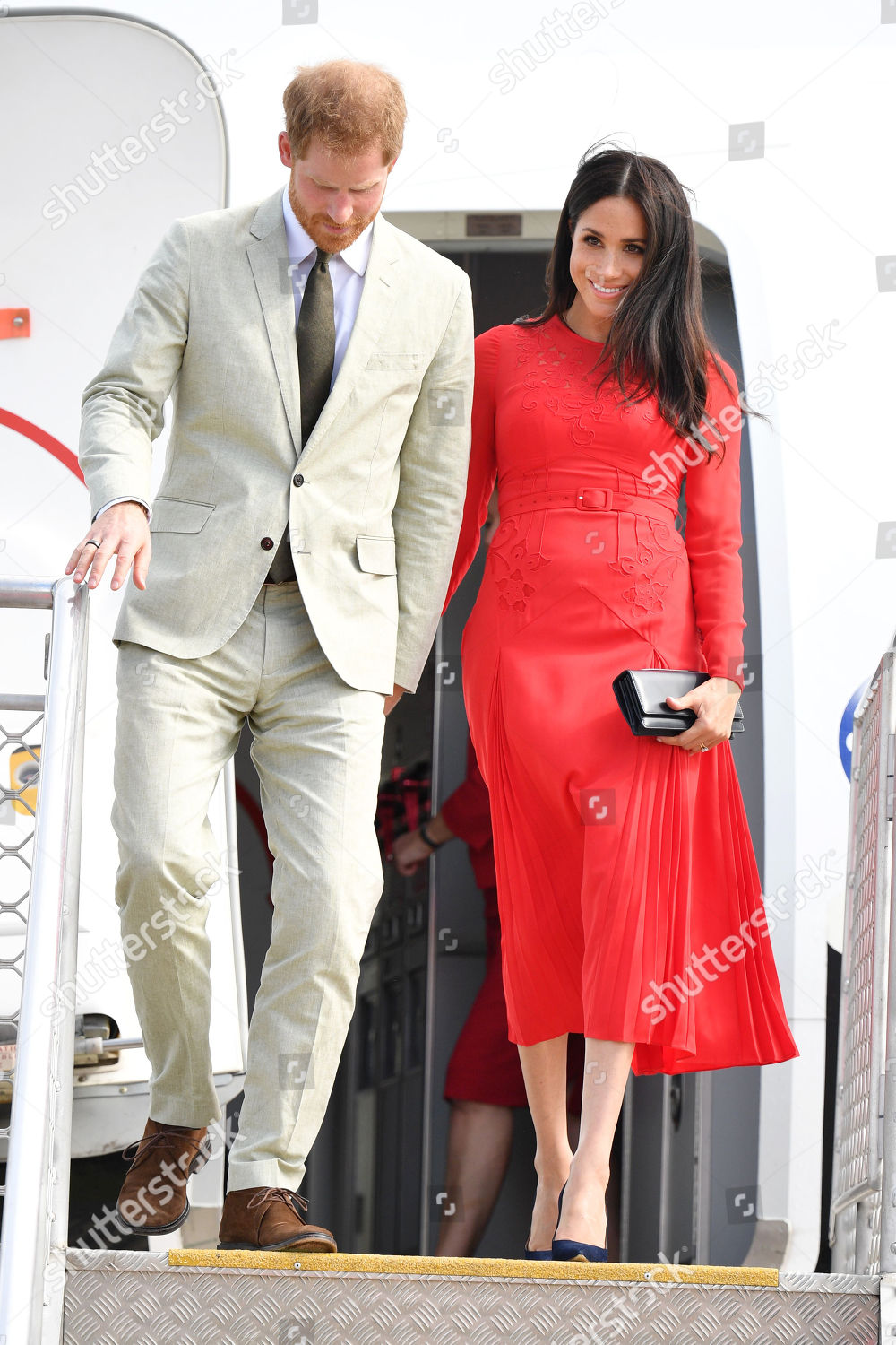 prince-harry-and-meghan-duchess-of-sussex-tour-of-tonga-shutterstock-editorial-9943917a.jpg
