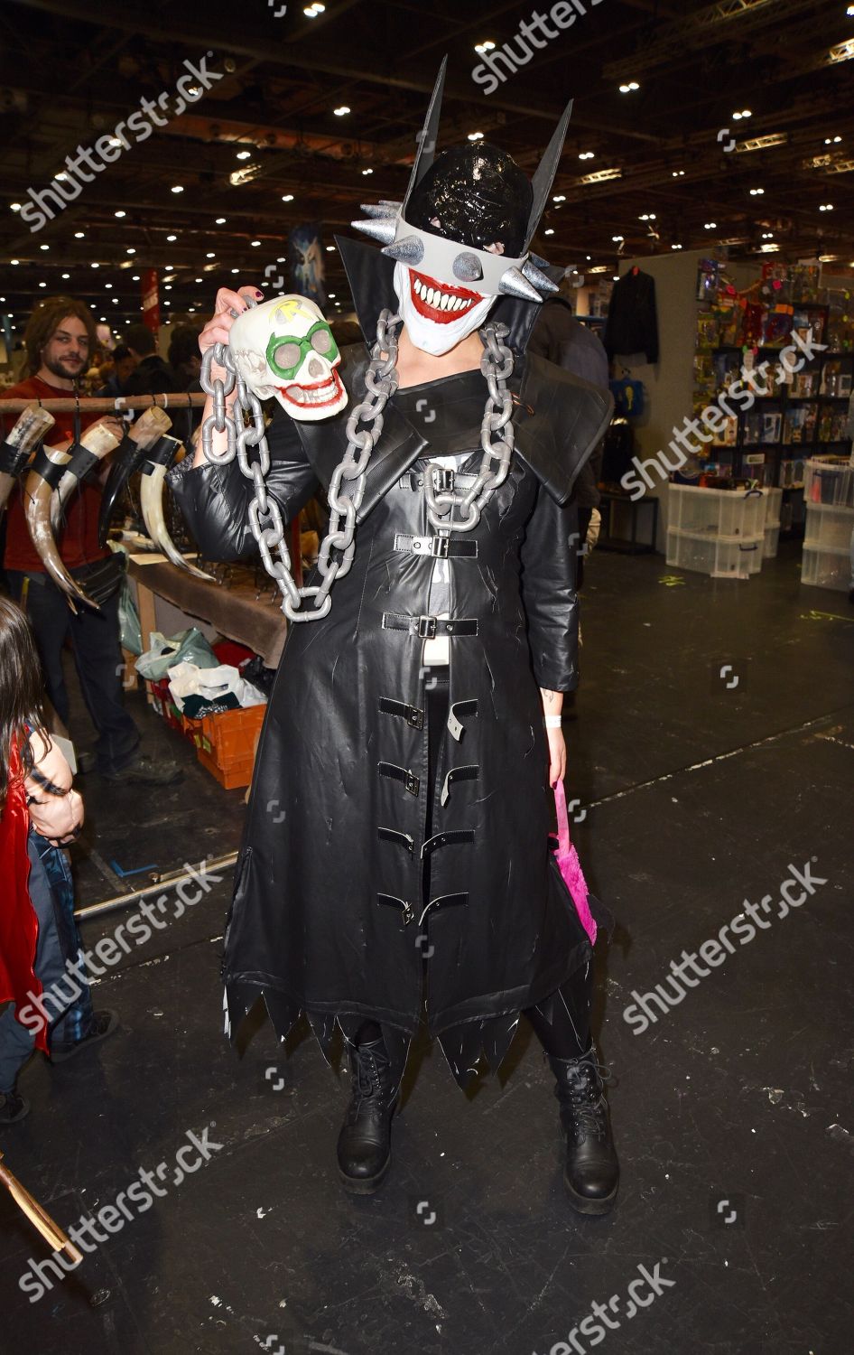 Batman Dark Metal Cosplayers - Foto de stock de contenido editorial: imagen  de stock | Shutterstock