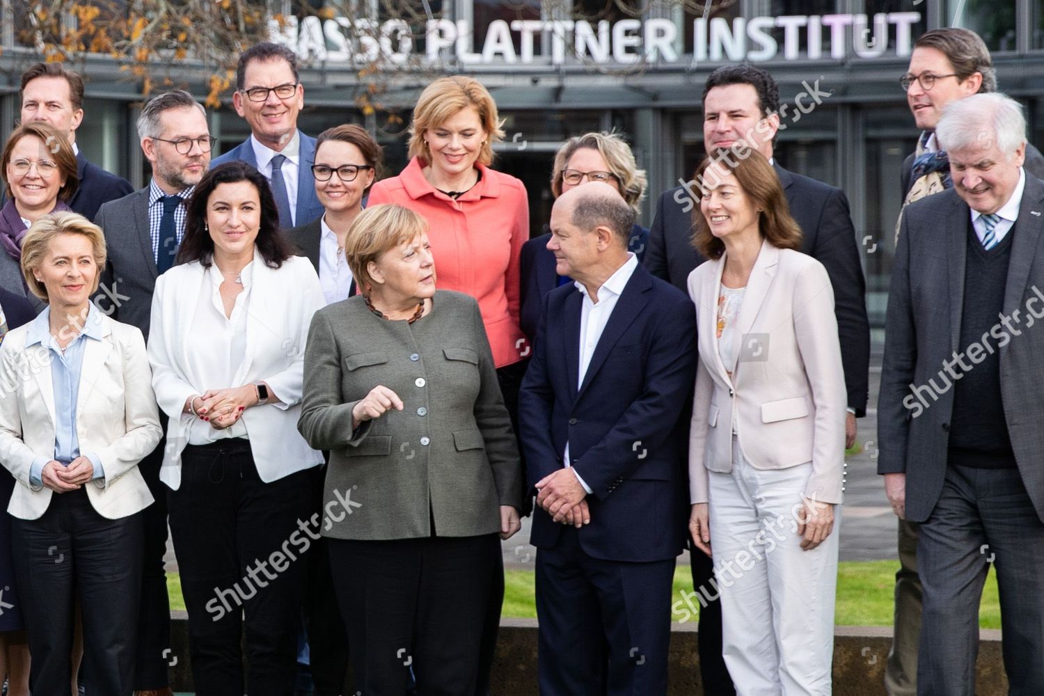 Members Cabinet Lrfront Row German Defense Minister Editorial