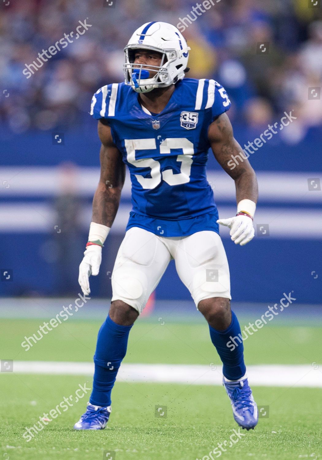 Linebacker (53) Darius Leonard of the Indianapolis Colts against