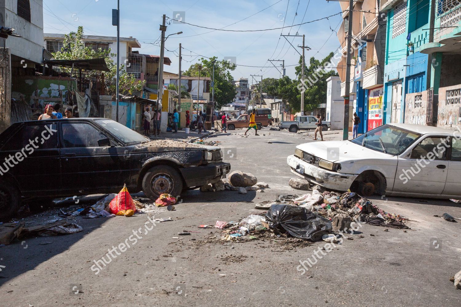 Two Cars Block Street Portauprince Haiti 20 Editorial Stock Photo Stock Image Shutterstock