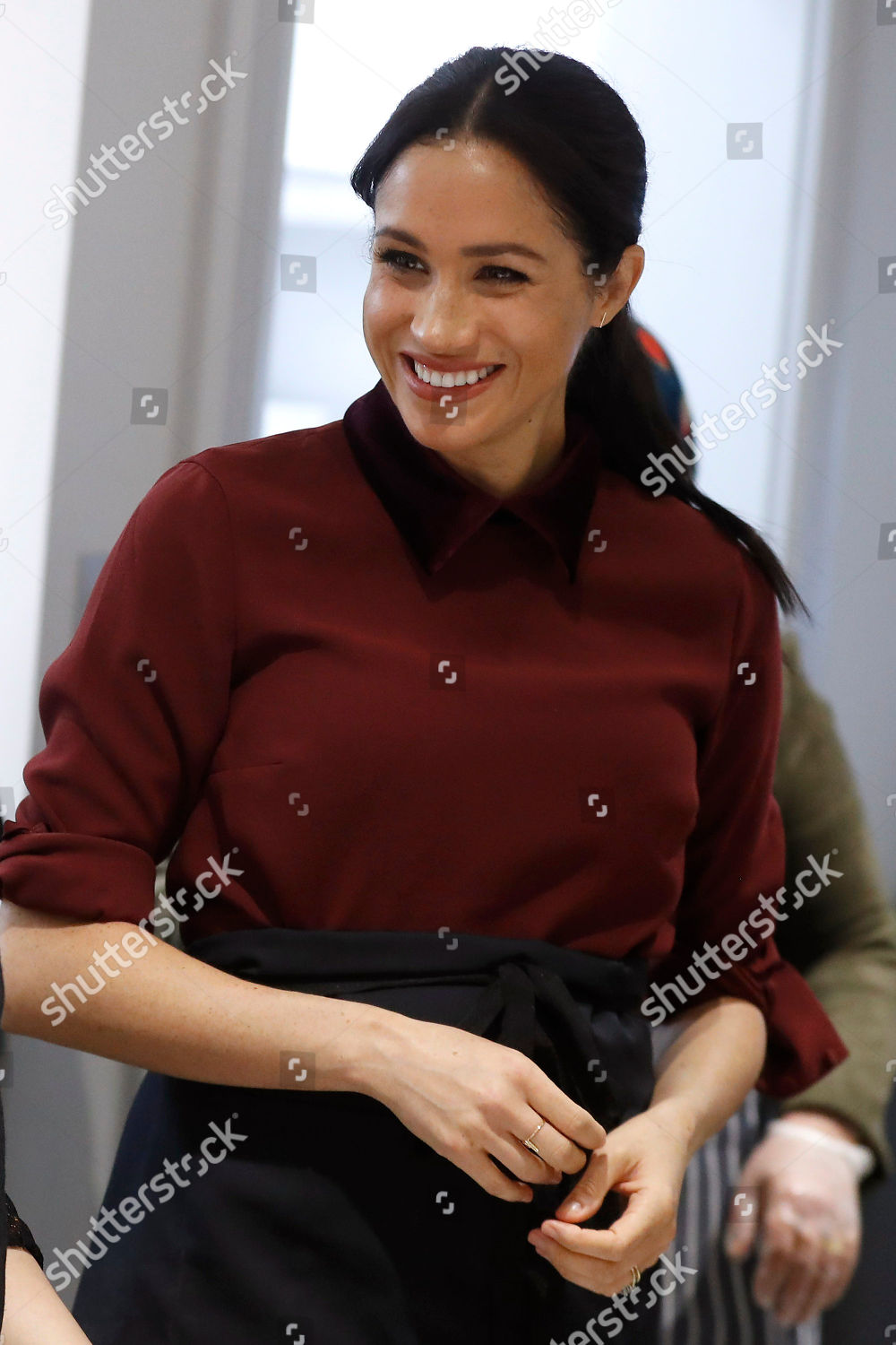 meghan-duchess-of-sussex-visit-to-the-hubb-community-kitchen-london-uk-shutterstock-editorial-9988987ab.jpg