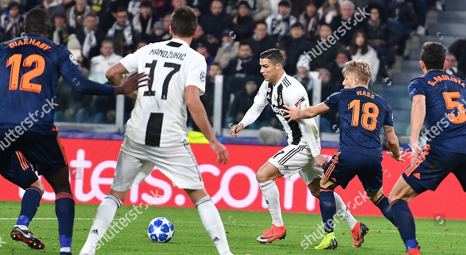 Juventus Cristiano Ronaldo C Action During Uefa Foto