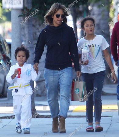 Daughter Of Halle Berry And Gabriel Aubry Stock Photos Editorial Images And Stock Pictures Shutterstock