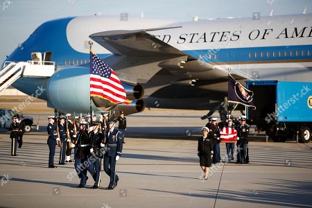 george-h-w-bush-dies-at-94-joint-base-andrews-usa-shutterstock-editorial-10012767o.jpg
