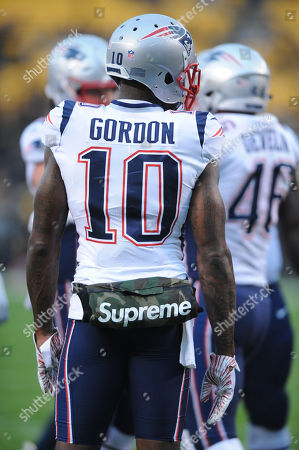 Th Patriots 10 Josh Gordon Supreme Hand