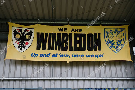 Fotos Stock de AFC Wimbledon v Millwall (Exclusivas) | Shutterstock