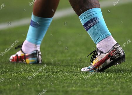 under armour depay boots