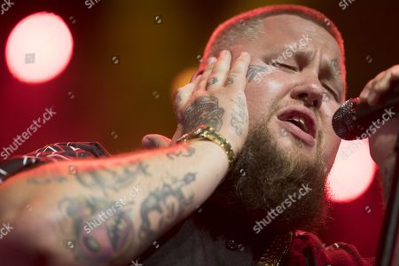 rag and bone man concert 2019