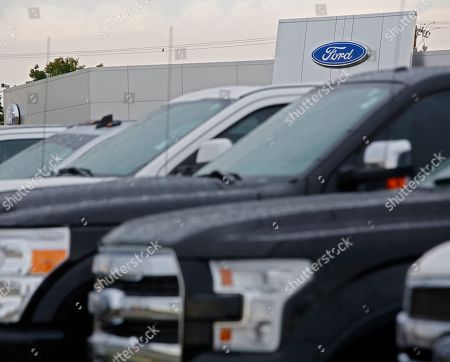 Ford Dealership Greenville Tx >> Ford Recalls More Than 550000 Vehicles Texas Stock Photos Ford Dealership Greenville Tx >> Ford Recalls More Than 550000 Vehicles Texas Stock Photos
