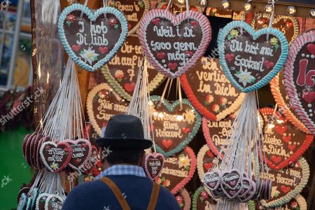 Volksfest Stockbilder Redaktionelle Bilder Und Stockfotos Shutterstock