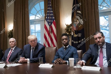 Us President Donald Trump Participates Roundtable Washington Stock