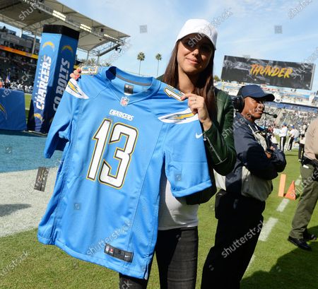 female chargers jersey