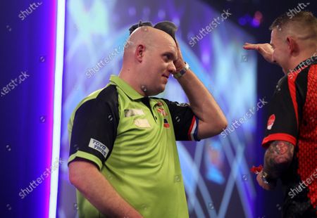 Pdc World Darts Championship Day 14 Stock Photos Exclusive Shutterstock