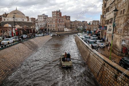 Flooding Yemen Fotos De Stock Exclusivo Shutterstock