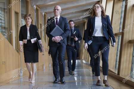 Scottish Parliament First Ministers Questions Edinburgh Stockfotos